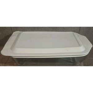 Pyrex CASSEROLE BAKING DISH & Sage Green Lid 13x9x2" 3qt. Clear Glass 233D USA